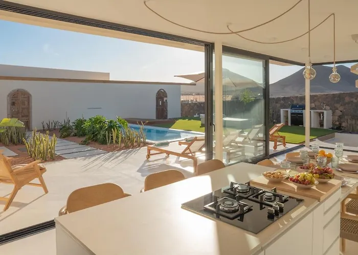 Villa Calmita By Aura Collection *