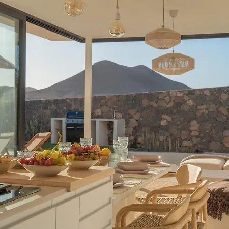 Calmita By Aura Collection לאחארס