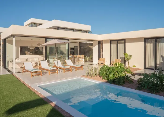 וילה Calmita By Aura Collection