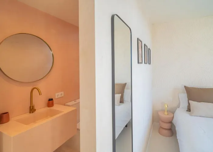 וילה Calmita By Aura Collection לאחארס