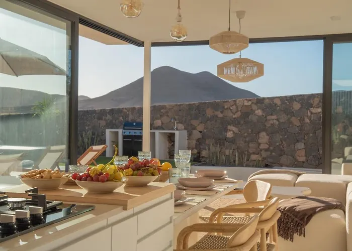 Calmita By Aura Collection לאחארס